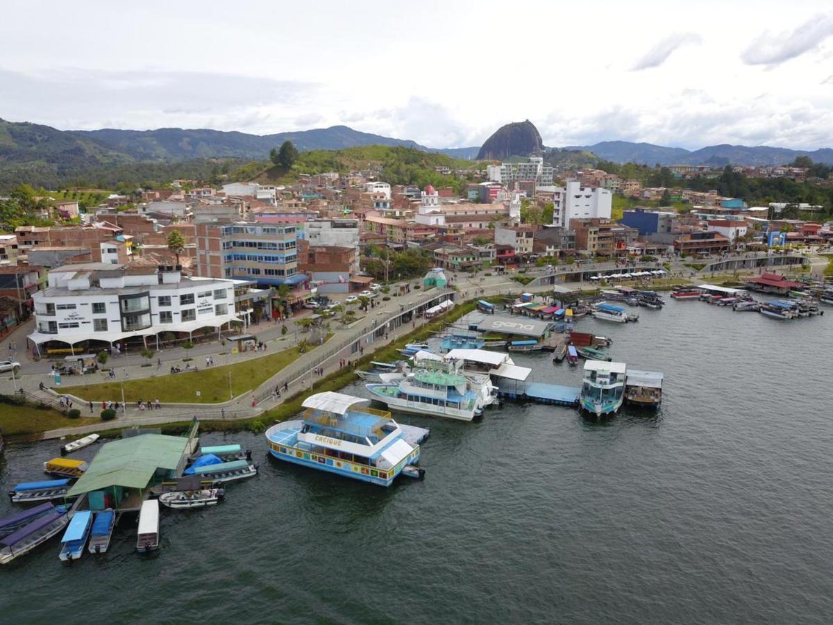 Hotel Portobelo Guatapé Exterior foto